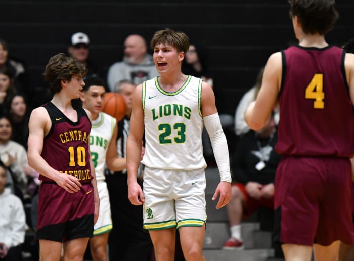 West Linn Central Catholic 6A Oregon boys basketball quarterfinal Taylor Balkom 07
